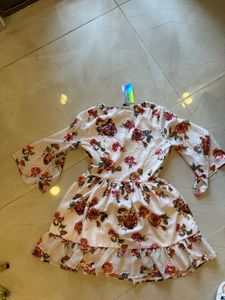 How When Wear Dress With Tag On It