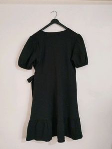 Casual Black Wrap Dress - Outryt By Azorte