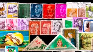 100 Different Stamps from various countries