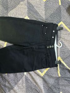 Black Jeans Comfortable And Slim Look High Waist