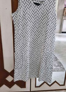 AND Brand Patterned Sleeveless Dress