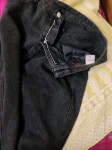 Urbanic Black Jean