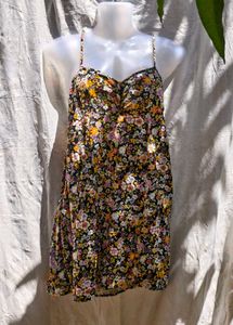 9.17.4 CUTE FLORAL DRESS