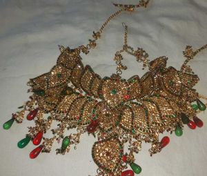 Elegant Gold &amp; Gemstone Bridal Jewelry Set