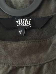 Sleeveless Vest