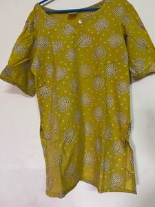 Floral Print Short Kurti