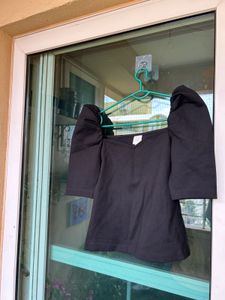 Puff Sleeve Top With Sweetheart Neckline