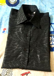 Man&#39;s Louis Philippe Black Shirt (Unused)