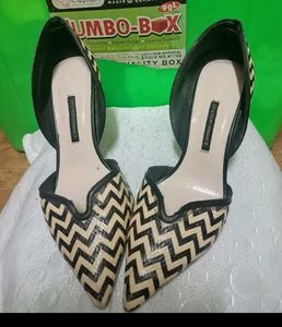 Chevron Pointed Toe Heels