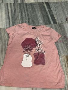 Stylish Graphic Print Tee