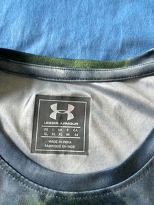 UNDERARMOUR casual T shirt 42 Size