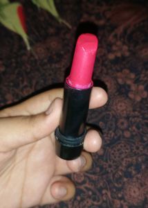 Elle 18 Colour Pop Matte Lipstick
