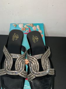 Embellish Open Toe Stylish Flats