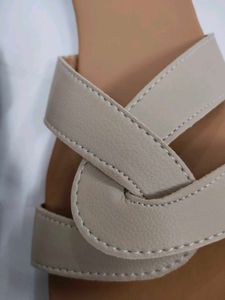 Elegant Crisscross Sandals (CB)