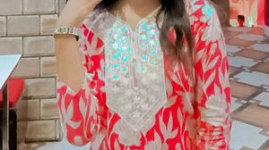 Red And White Combination Short Kurti ❤️🤍