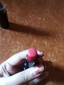 The Fashion Factory Lipstick - Red Colour