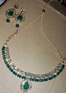 Emerald Green Necklace & Earring Set
