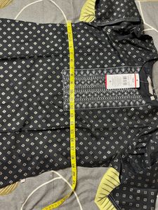 Black Kurti