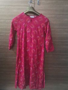 MAX red Kurta For Women