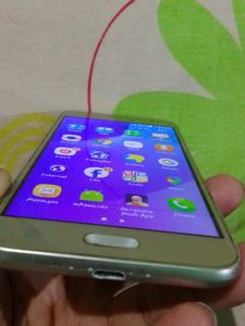 SAMSUNG J3 Pro Phone