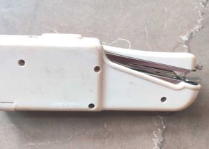 Mini Handheld Sewing Machine