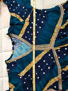 Alya &amp;Nyra Cut Kurti with Pant