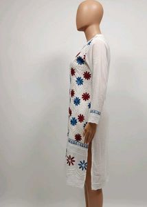 Elegant Embroidered White Kurti