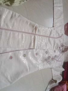 Boys' White Embroidered Kurta