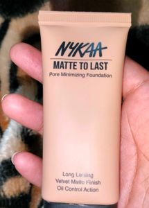 Nykaa Matte To Last Foundation