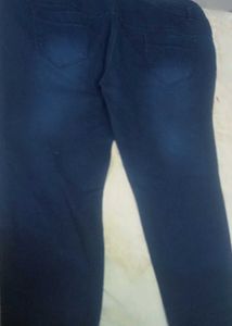 Title: Dark Blue Slim-Fit Jeggings