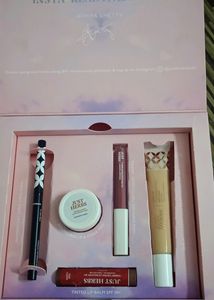 Just Herbs Makeup Essentials Glam Box