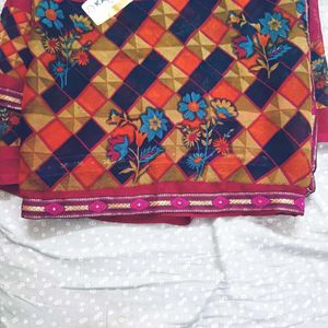 Elegant Pink Floral Saree with blouse piece