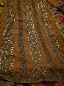 very pretty print zari work kurti