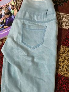 High Waisted Jeans