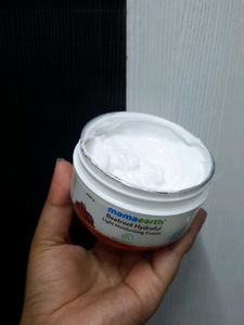 Mamaearth Beetroot Hydraful Cream