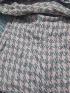 Houndstooth Stole