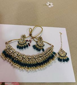 Set of 4- Heavy Emerald Choker Necklace