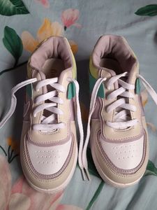 Sports Shoes With Multi Color