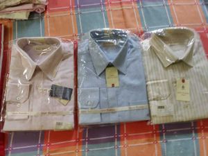 John Players Men Shirts - New with Tags 42&#34;