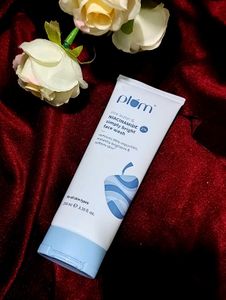 Plum Goodness Facewash... 170/-
