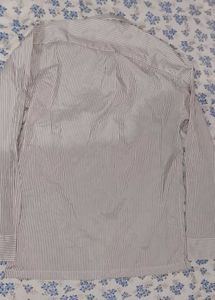 Striped Men&#39;s Shirt