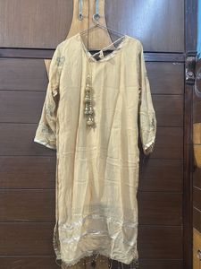 Embroidered Ethnic Kurta