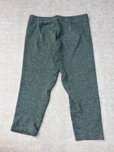 Comfortable Cropped Leggings