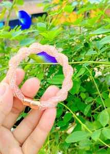 Sparkly Twist Bracelet 🎀🎀🎀