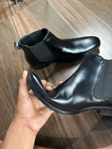 Black Leather Chelsea Boots