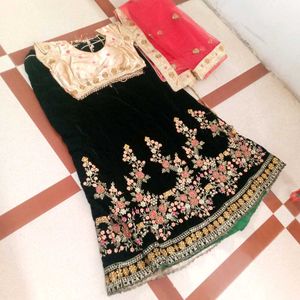 Beautiful Party Wear Valvate Lahnga