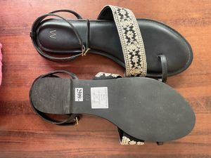 Stylish black flats