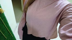 Cute Cropped Sweatshirt