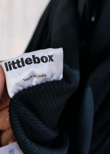 🕸 Lace-Up Goth-inspo Crop Top