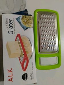 Handheld Green Grater